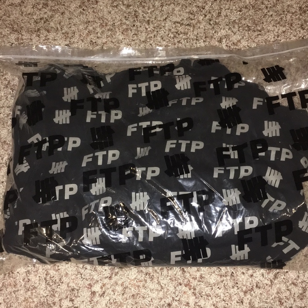 FTP Undefeated sweatshirt